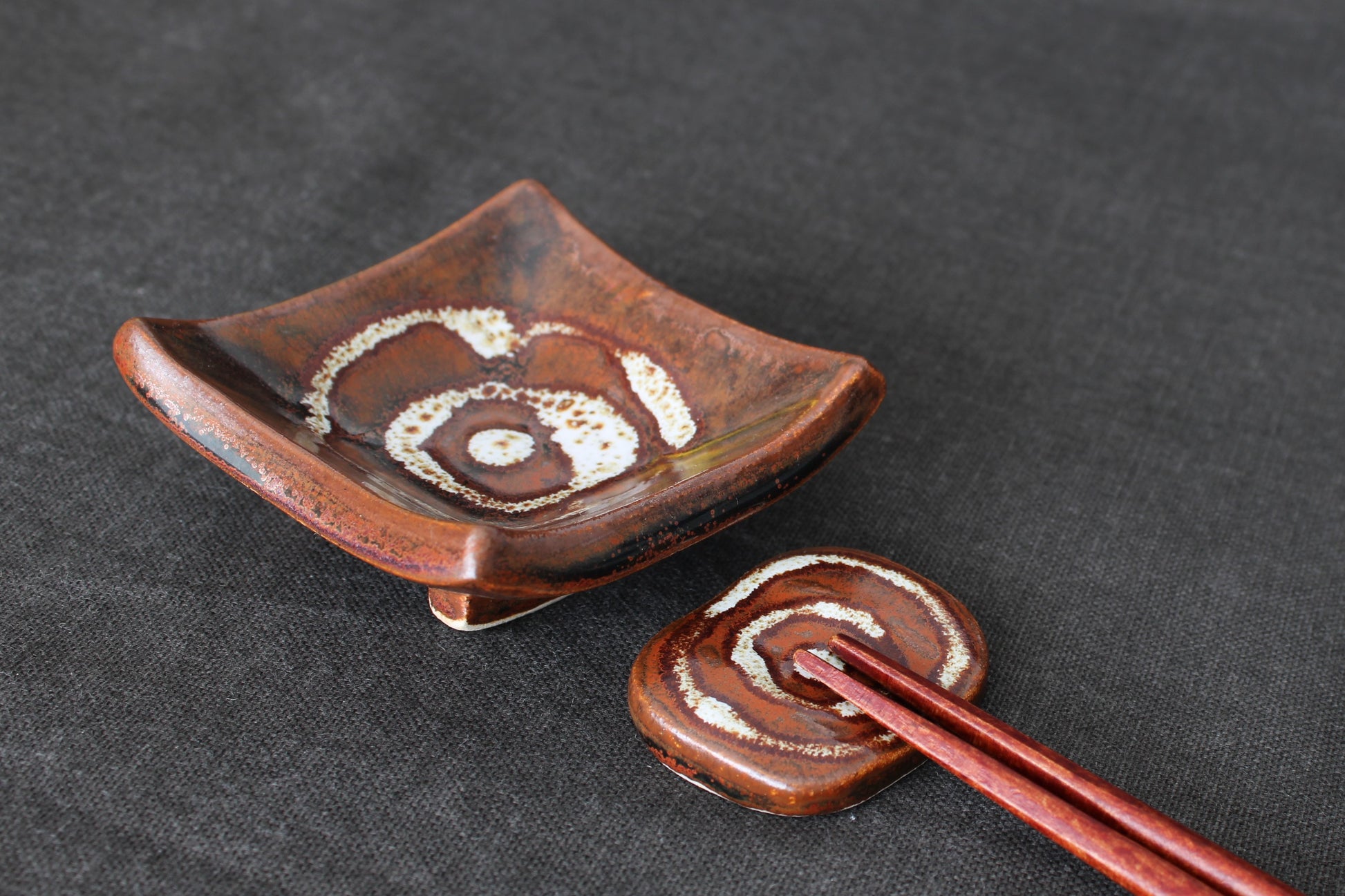 sushi serving set with kaki glaze top view